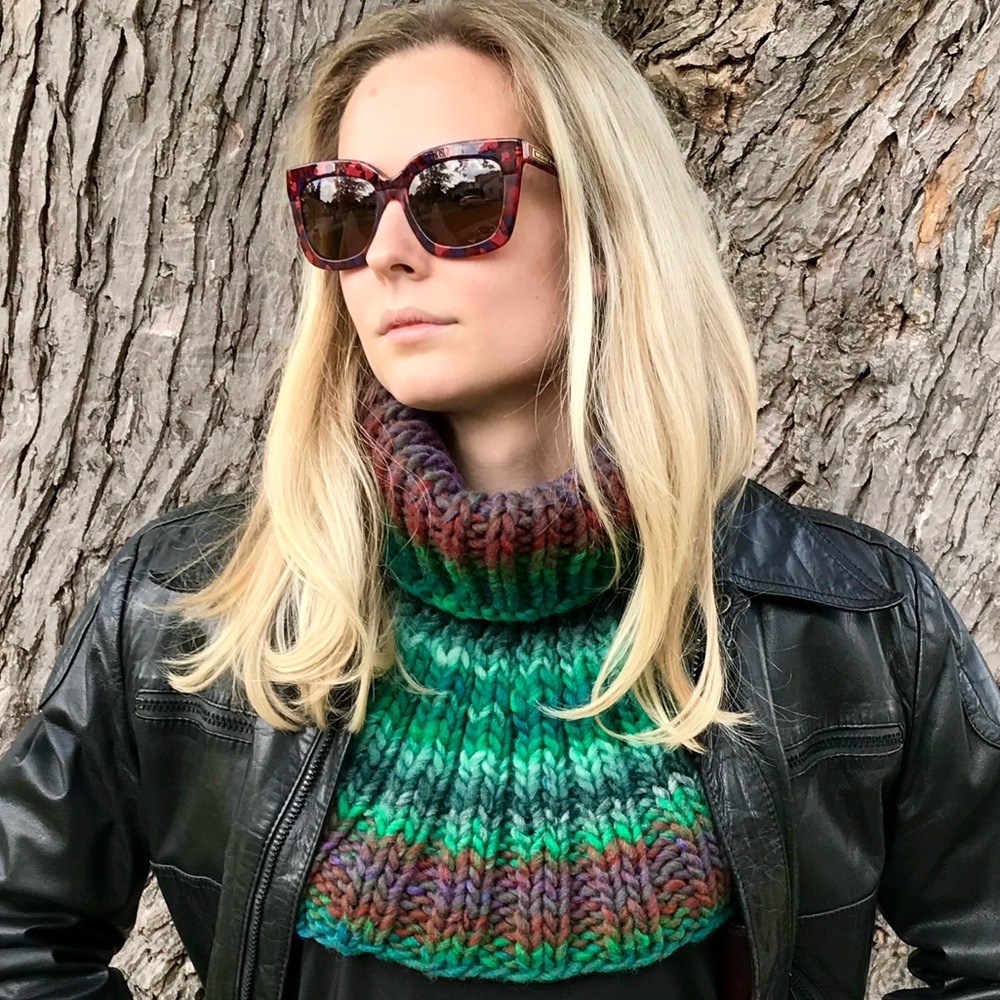 Handmade Turtleneck Infinity Style Caplet Shrug Shawl Scarf  (K57-16H) - Picture 3 of 9